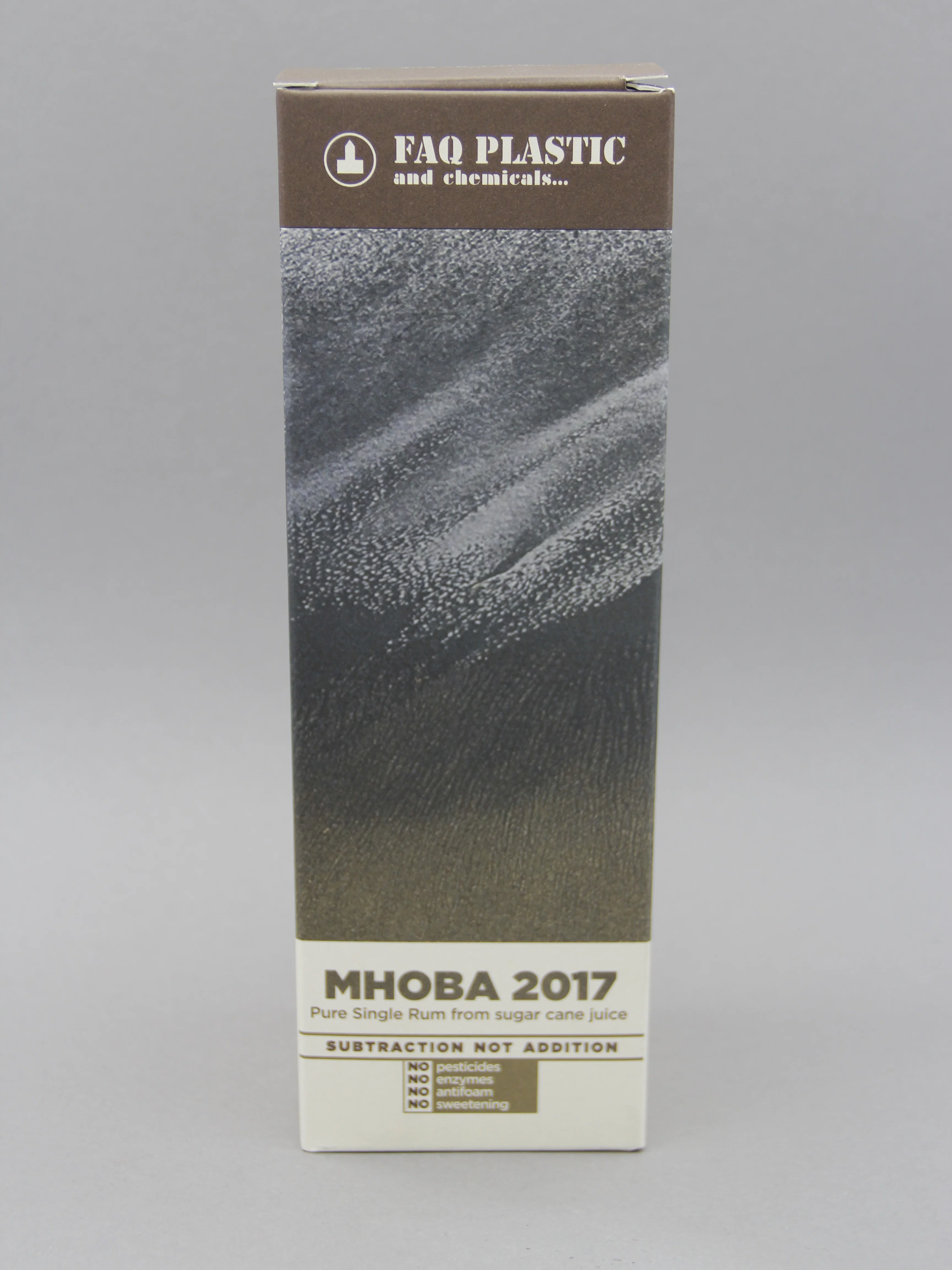 Habitation Velier, Mhoba 2017, FAQ Plastic, South African Rum (64.3%, 70cl) - Image 2