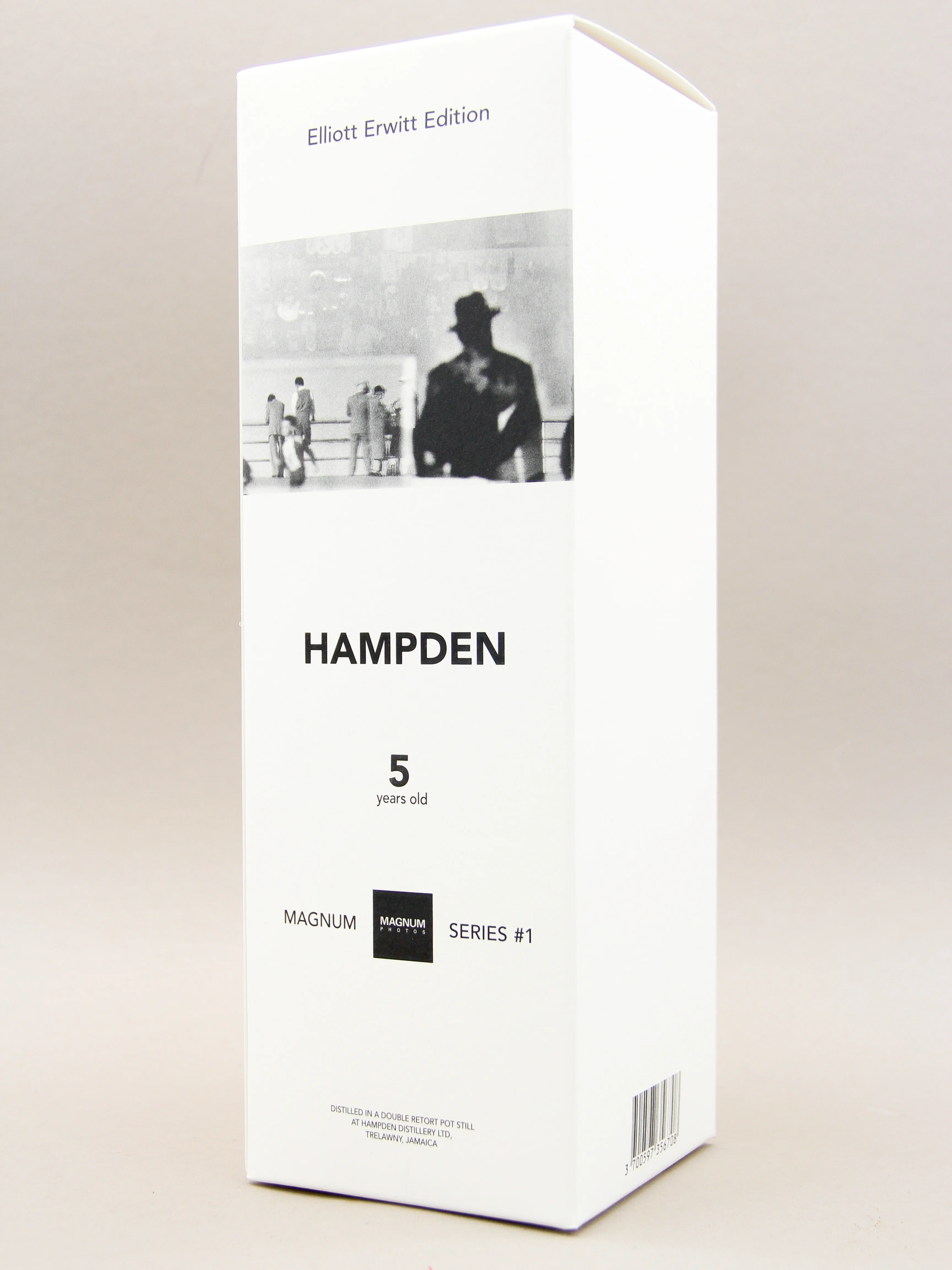 Hampden Pure Single Rum, 5 Years Old, Elliott Erwitt Edition, Magnum Series #1, Jamaica, 2016 (60%, 70cl) - Image 2